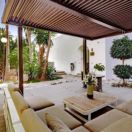 Ivy - Scandinavian In Nueva Andalucia Apartmán *