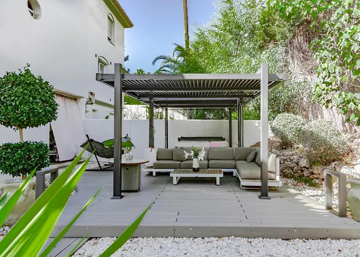 Ivy - Scandinavian In Nueva Andalucia Apartmán